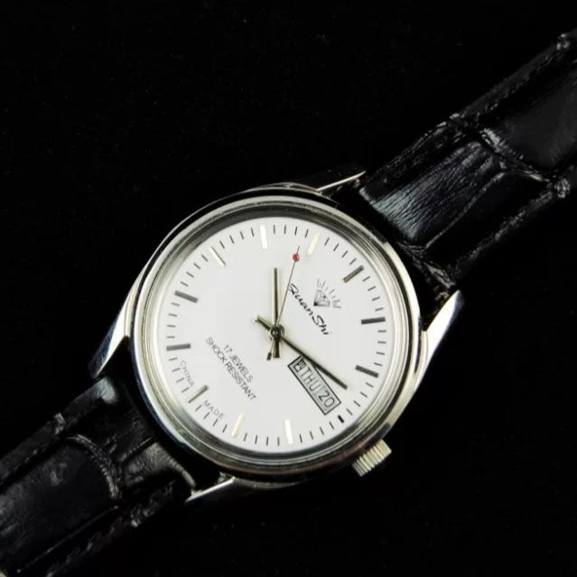 Diamond Brand Manual Wind Mechanical Watch Vintage NOS New Unisex