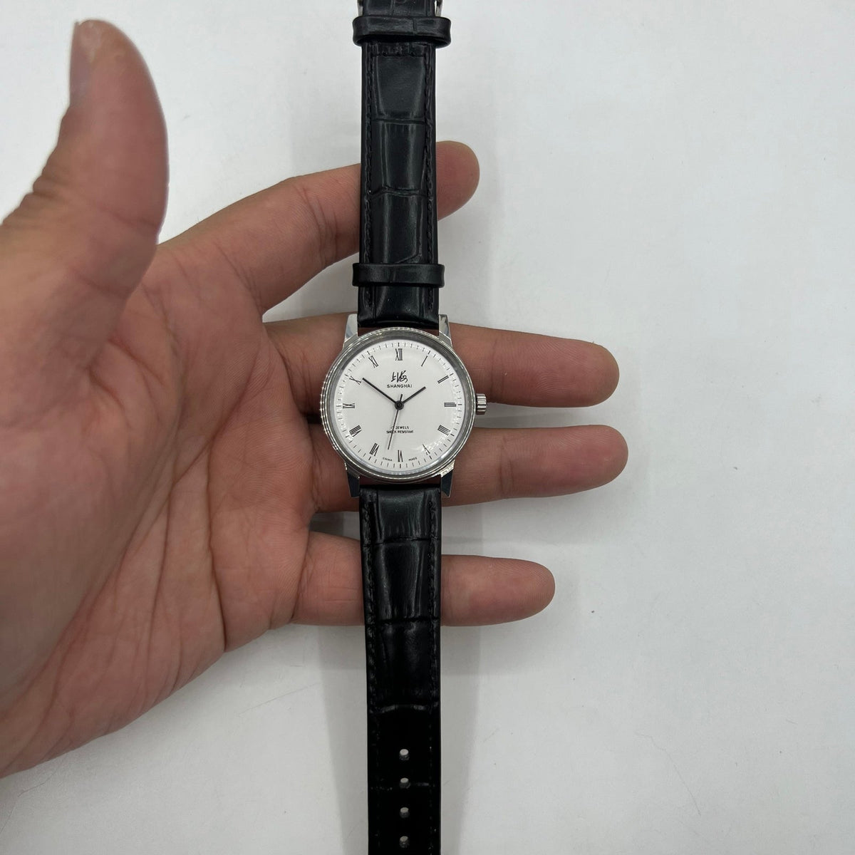Shanghai Factory 36mm 8120 manual mechanical watch with shock-resistant 17 jewels for precise timekeeping