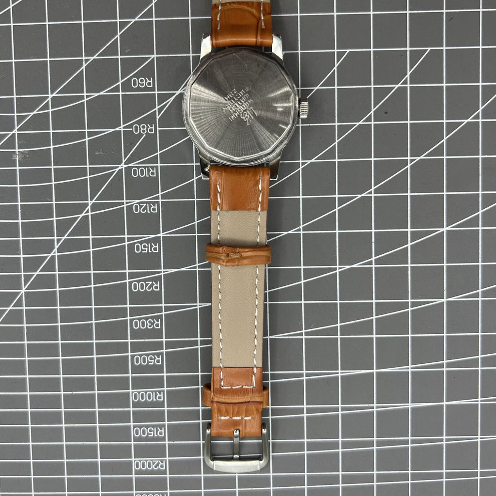 Shanghai Factory 32mm manual mechanical watch with 19 jewels, shock-resistant, classic design for elegant timekeeping.