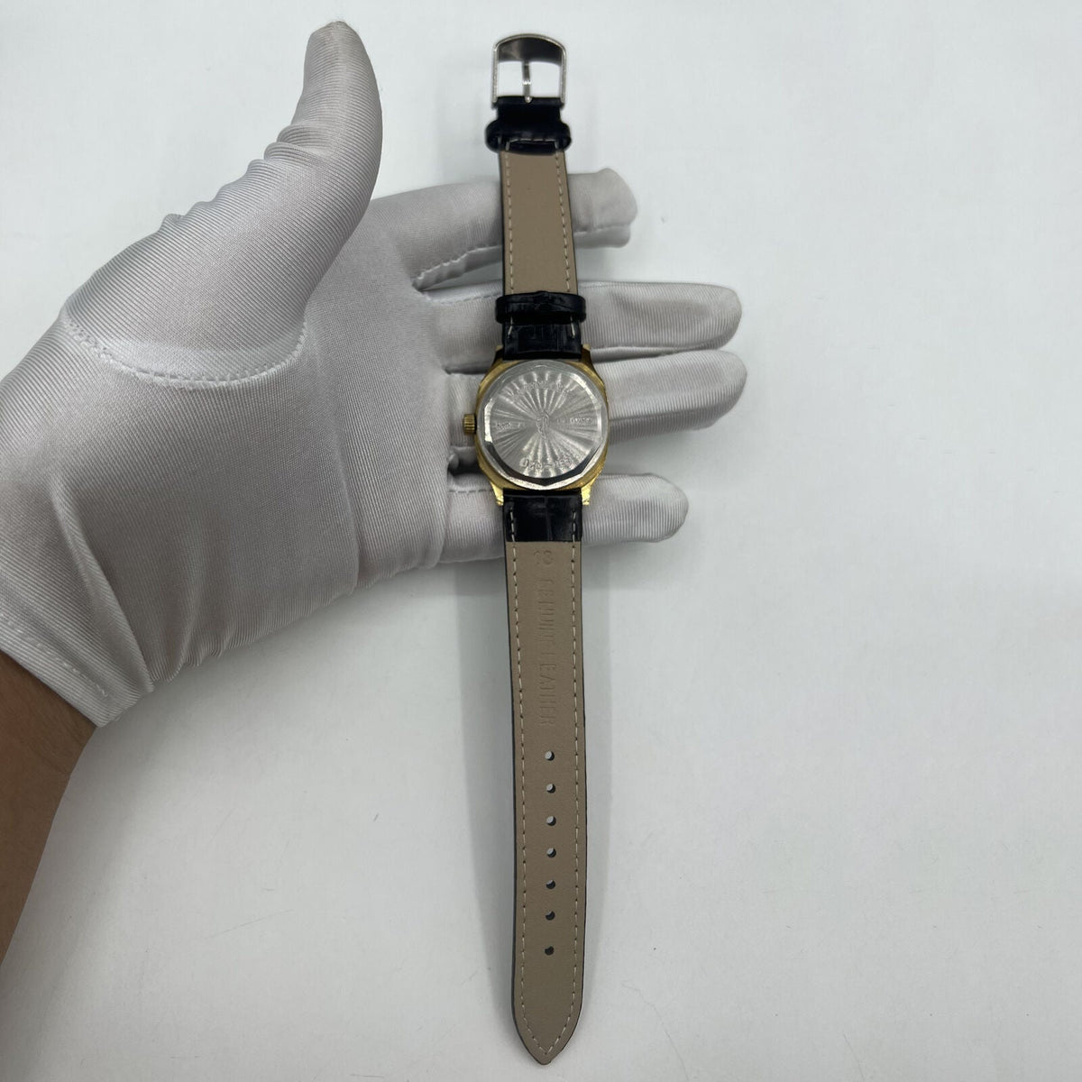 33mm Chunlan steel manual watch with silver dial, 17 jewels, and stainless steel band for elegant wear.
