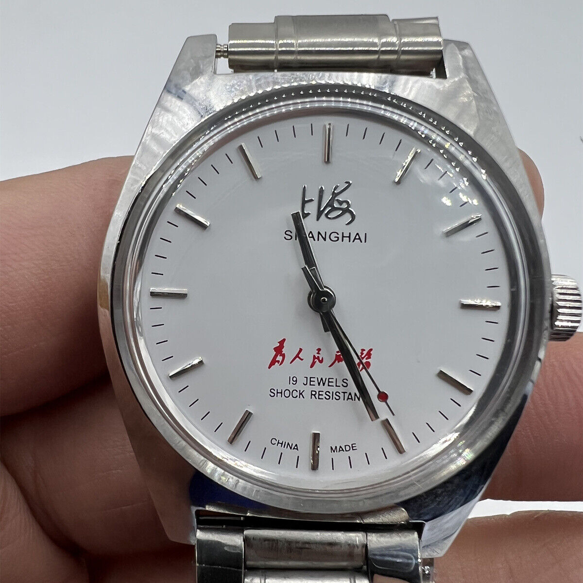 37mm Shanghai Factory 7120 men's manual mechanical watch, shock-resistant with classic vintage design.