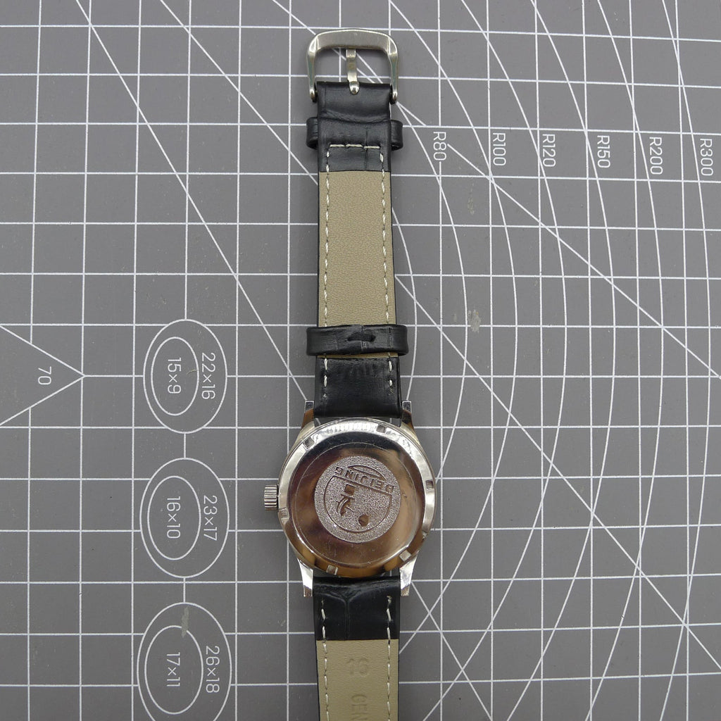 Beijing 31mm manual mechanical watch with silver case and double rhomb dial, showcasing classic Chinese craftsmanship and elegant design.