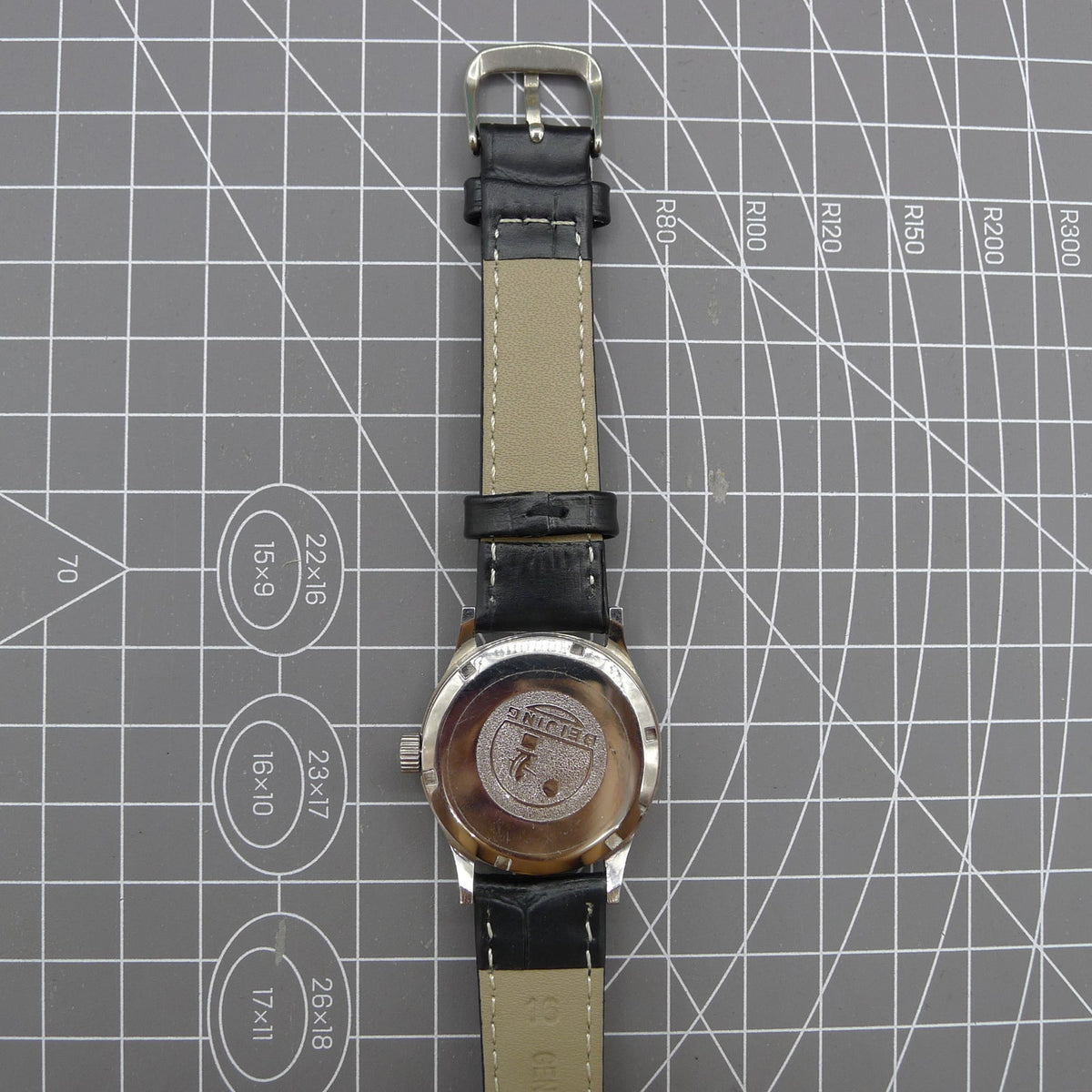 Beijing 31mm manual mechanical watch with silver case and double rhomb dial, showcasing classic Chinese craftsmanship and elegant design.
