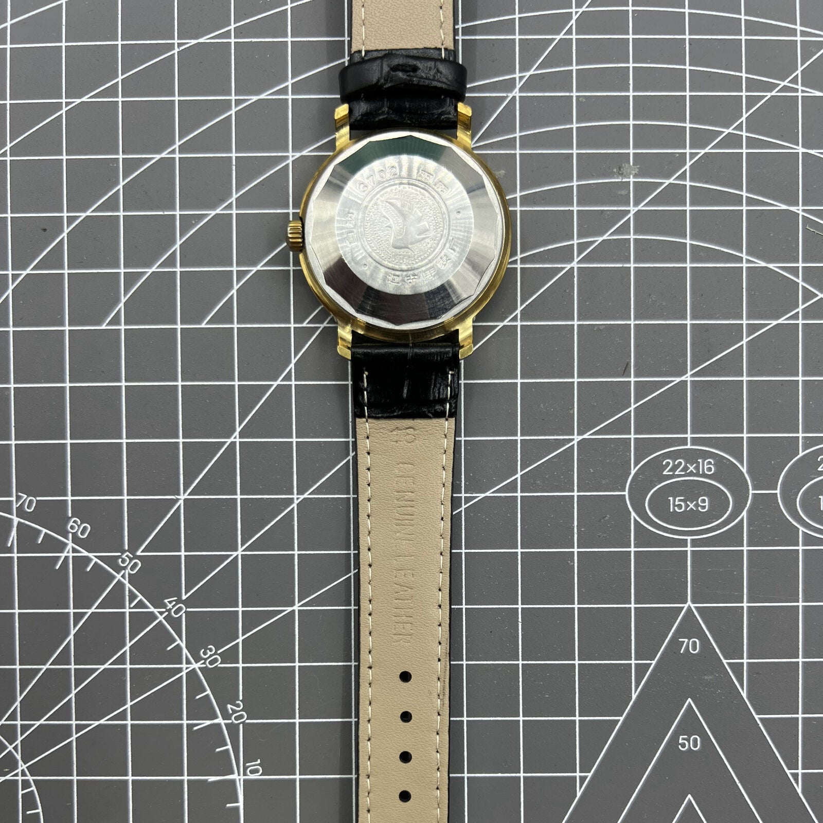 Kongque 37mm automatic watch with black dial, double calendar, 33 jewels, elegant style for daily wear.