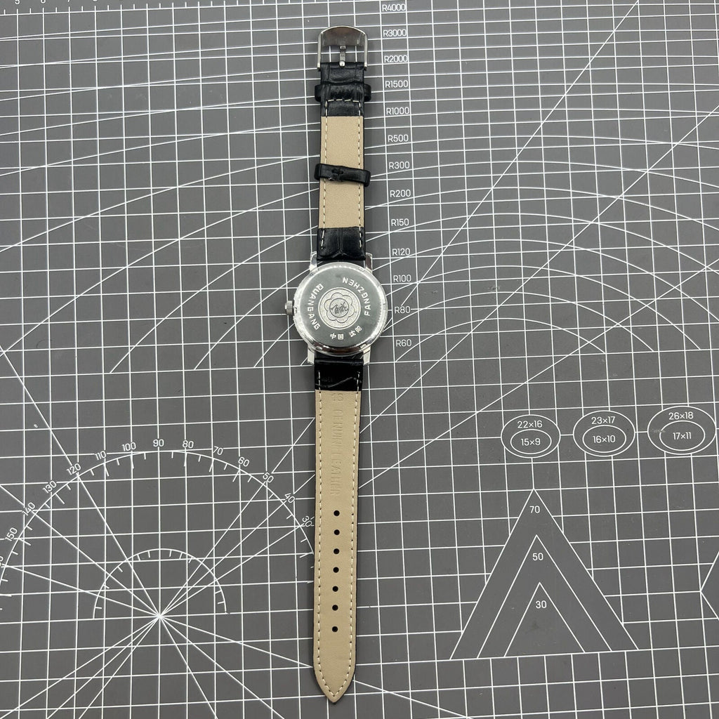 Baihua 37mm manual mechanical watch with silver dial, 19 jewels, and shock-resistant durability.