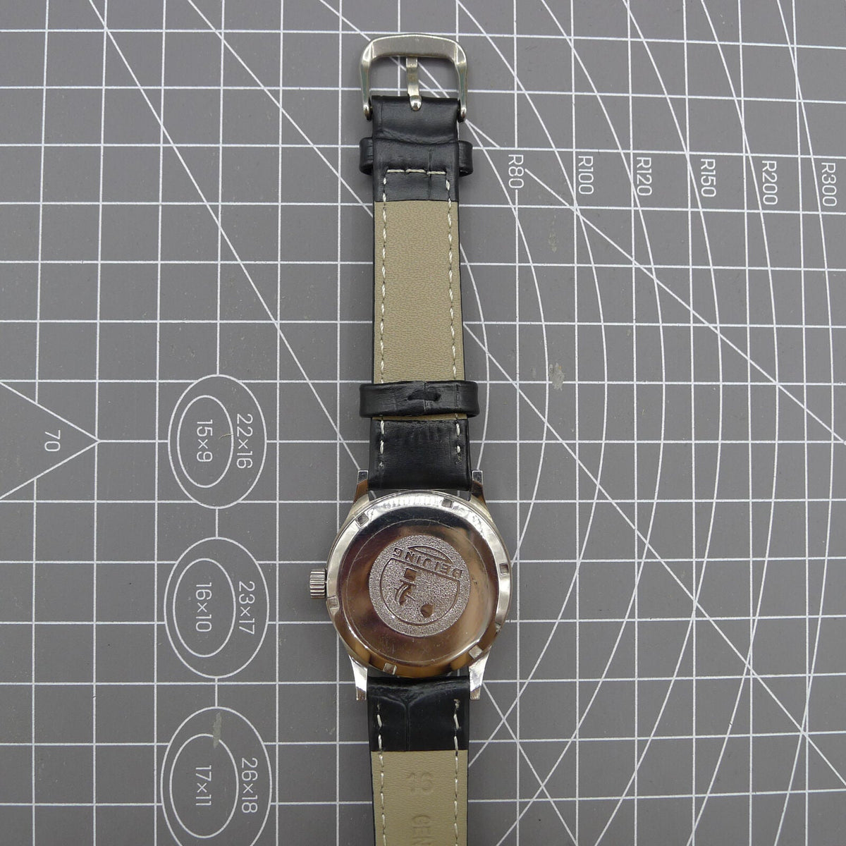Silver 31mm Beijing Double Rhomb manual mechanical watch with three hands, sleek design by Beijing brand.