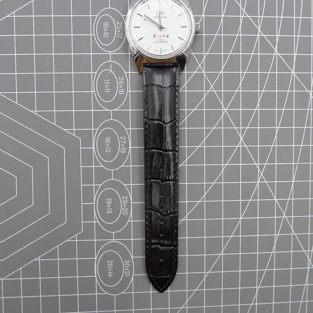 Shanghai Factory 37mm men's manual mechanical watch, shock-resistant, classic design, elegant timepiece by Shanghai Factory.