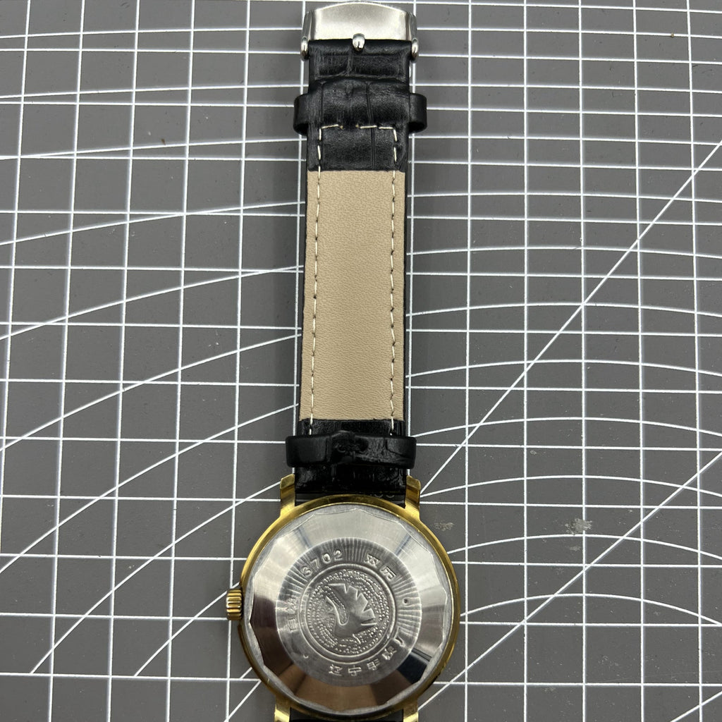 Kongque 37mm automatic watch with black dial, double calendar, 33 jewels, and mechanical movement.