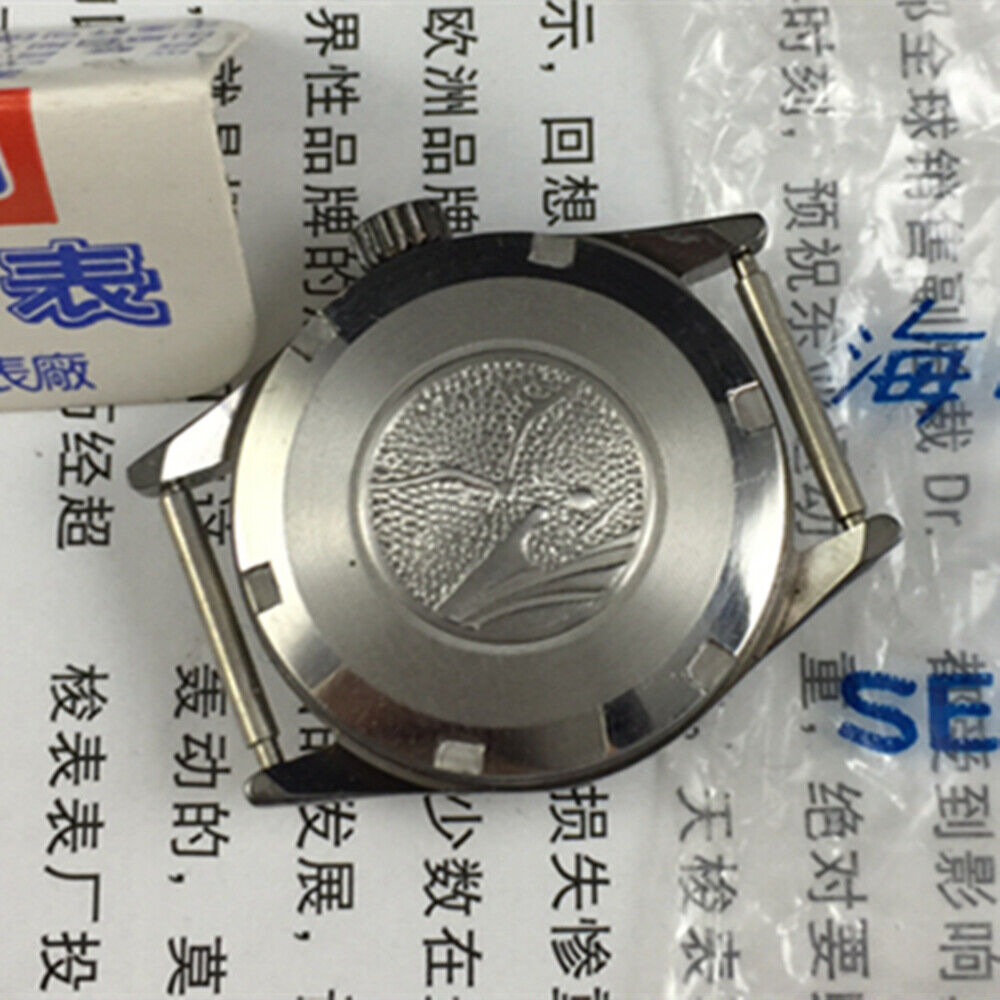 Black dial Seagull ladies mechanical watch with 19 jewels, Tianjin China craftsmanship, manual wind design.