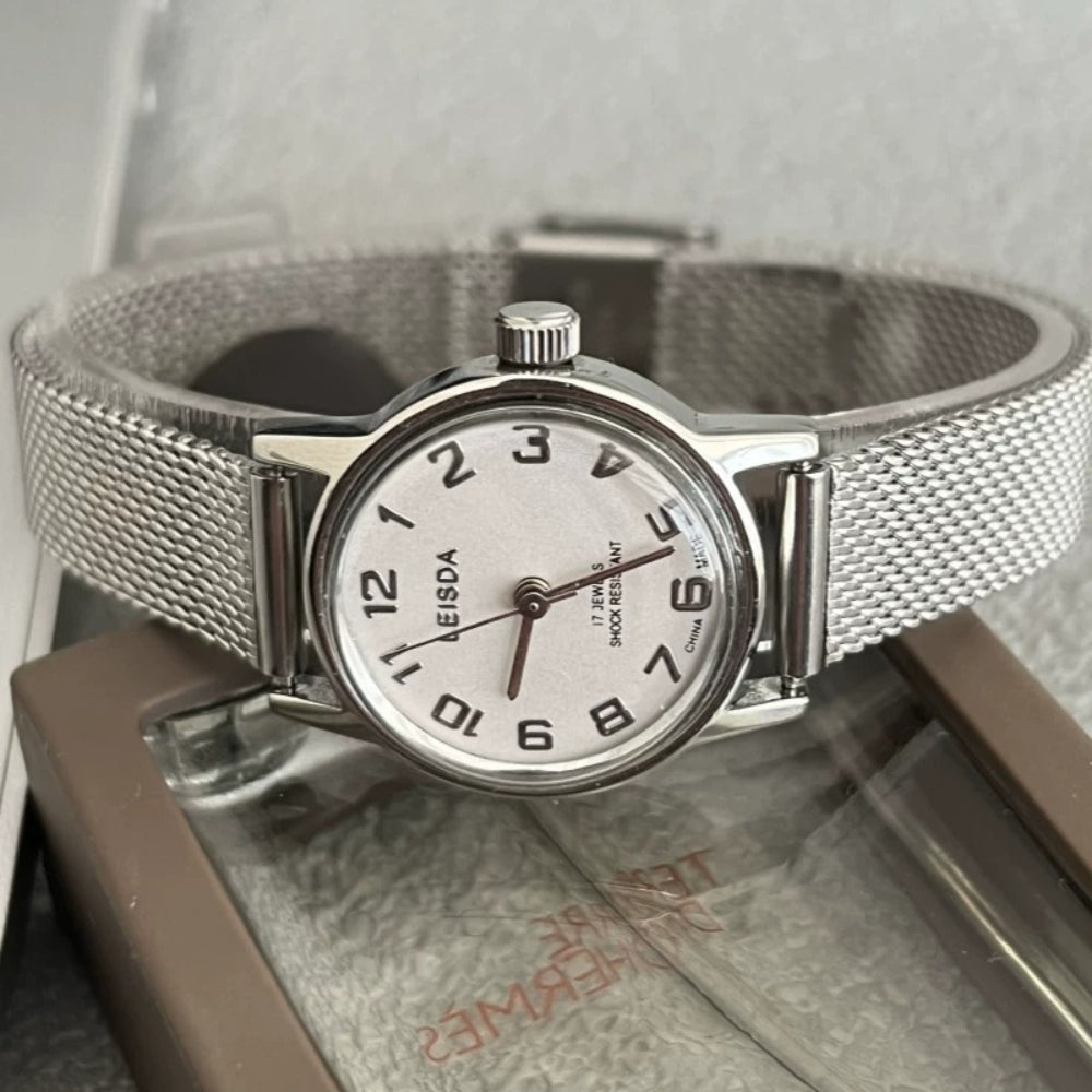 LEISDA Ladies 5520 Manual Wind Mechanical Watch Small Minimalist Vintage NOS