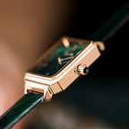GESMART Women's Square Minimalist Watch Peacock Green Texture Dial Small Green Ladies Wristwatch