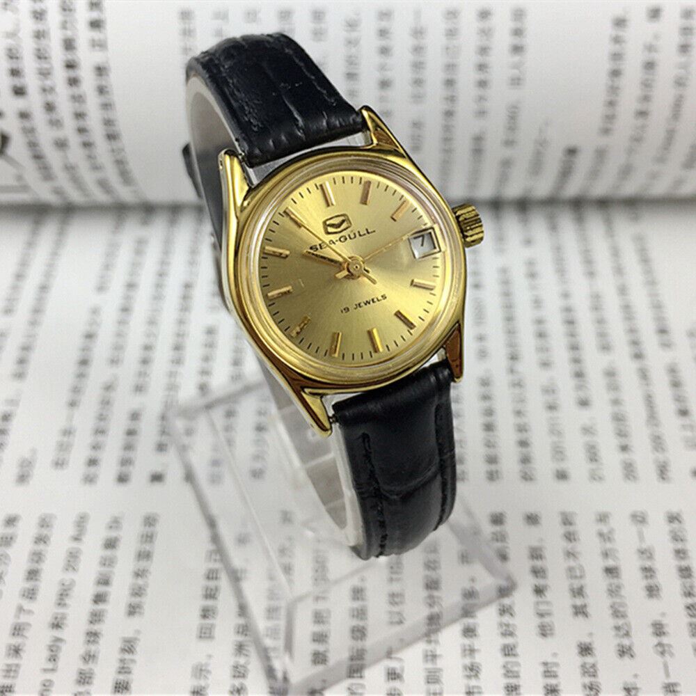 Golden dial Seagull Lady Watch with 19 jewels, manual mechanical movement from Tianjin Factory, classic elegance.