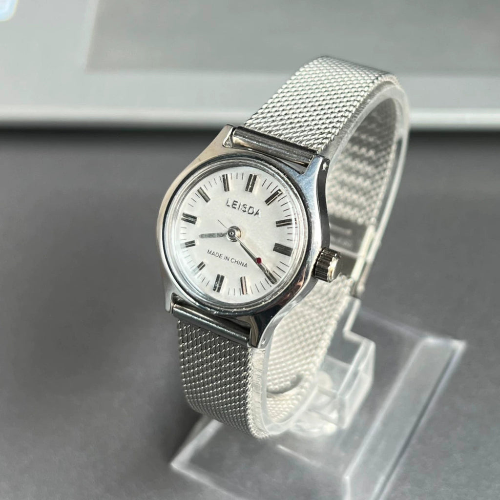 LEISDA Ladies Manual Wind Mechanical Watch 19 Jewels Sea Gull Movement Vintage