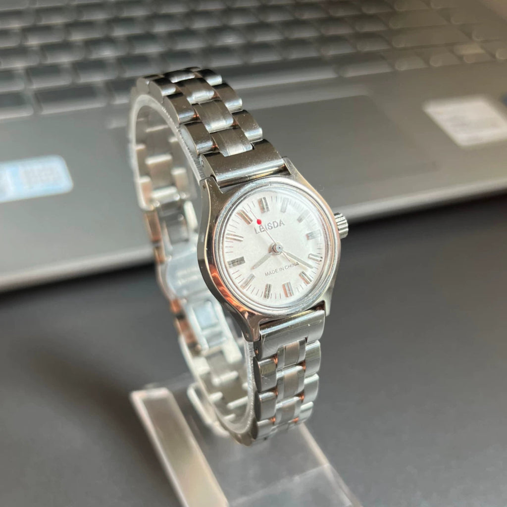 LEISDA Ladies Manual Wind Mechanical Watch 19 Jewels Sea Gull Movement Vintage