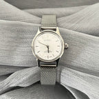 LEISDA Ladies 5520 Manual Wind Mechanical Watch Small Minimalist Vintage