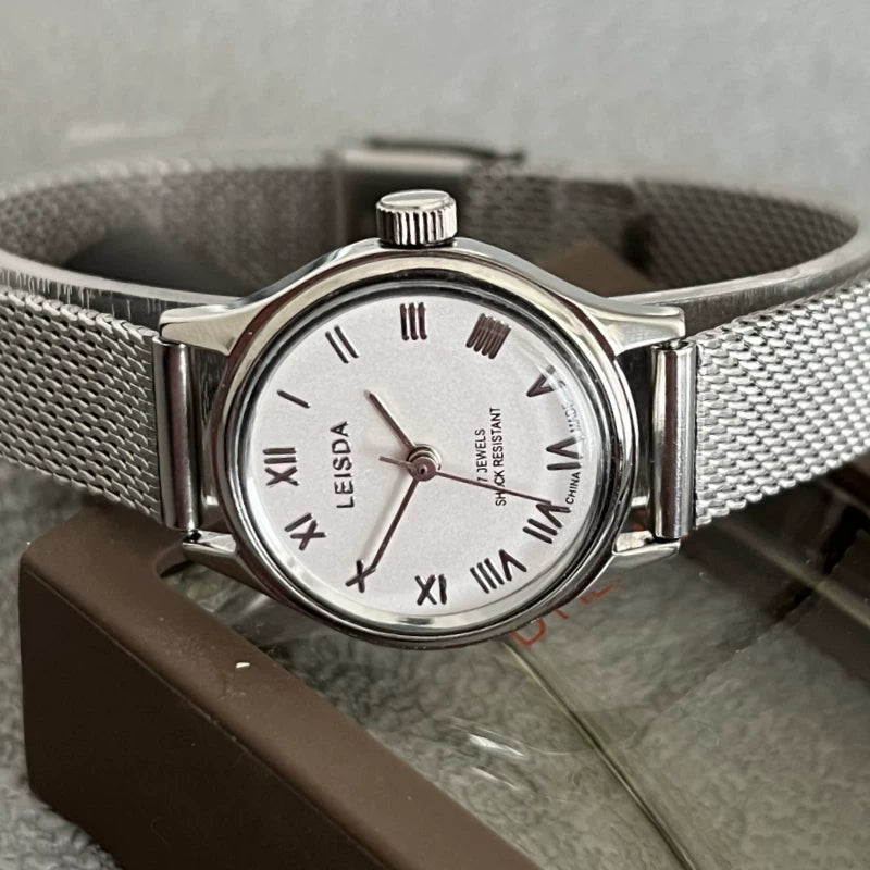 LEISDA Ladies Manual Wind Mechanical Watch Small Minimalist Vintage NOS