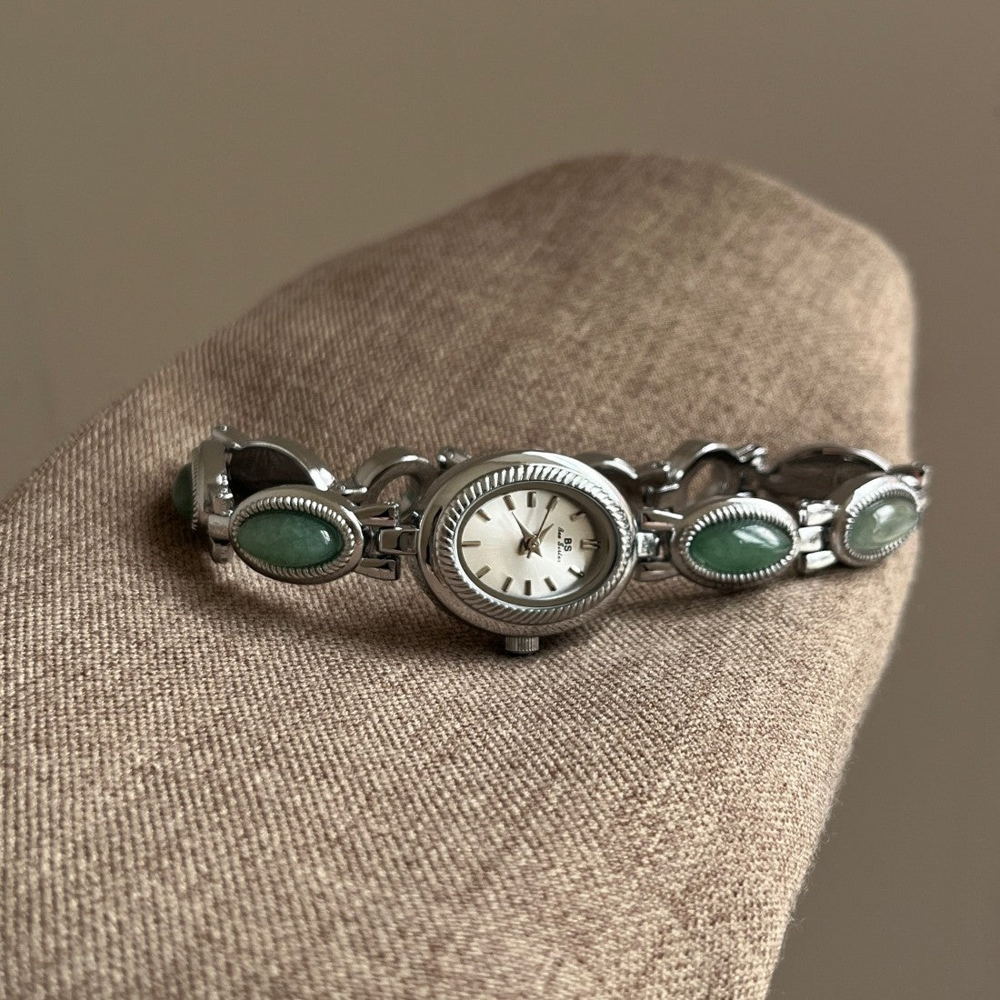 Women's Tweed Vintage Pearl Bracelet Gold-Tone Watch