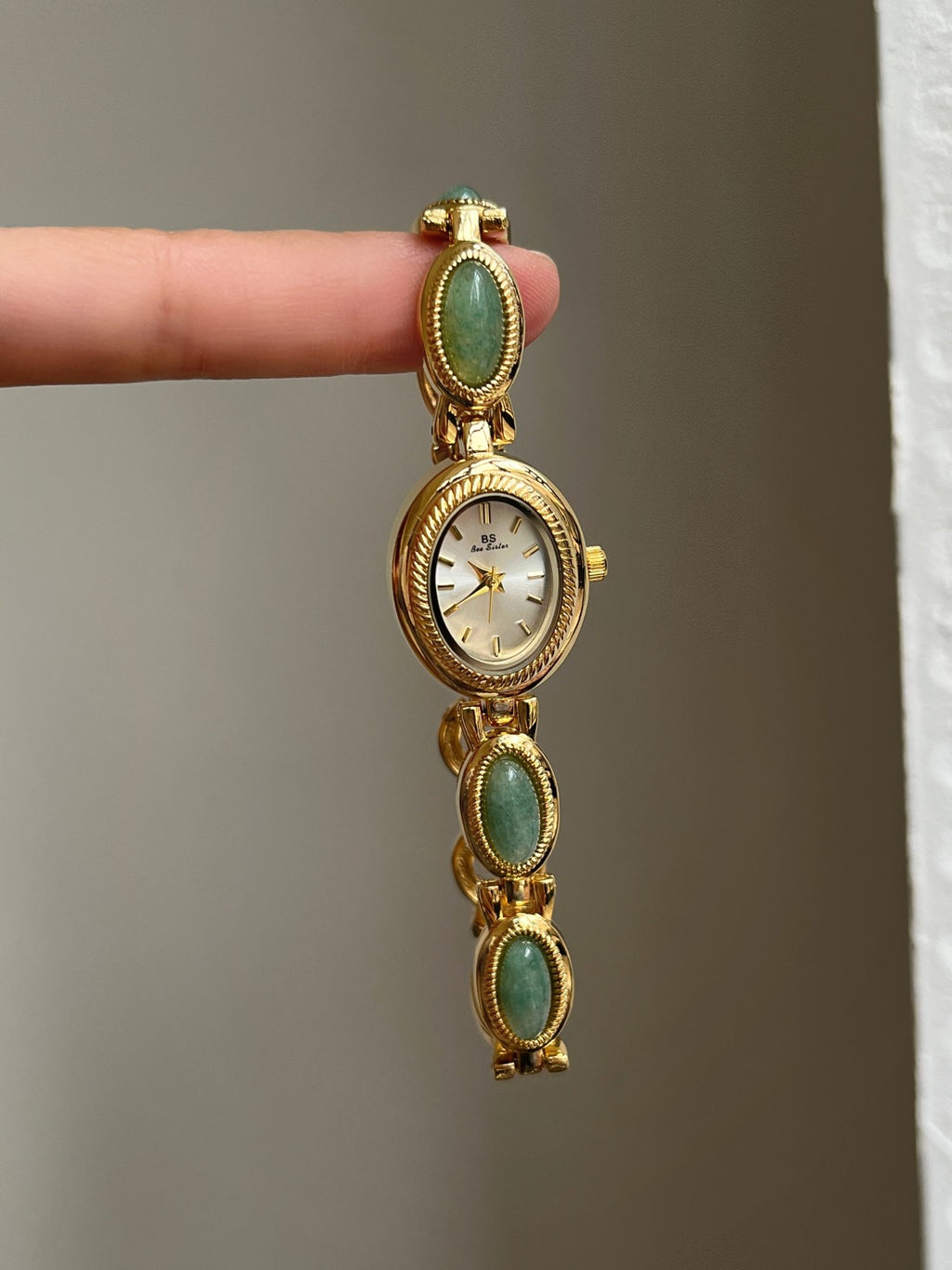Women's Tweed Vintage Pearl Bracelet Gold-Tone Watch