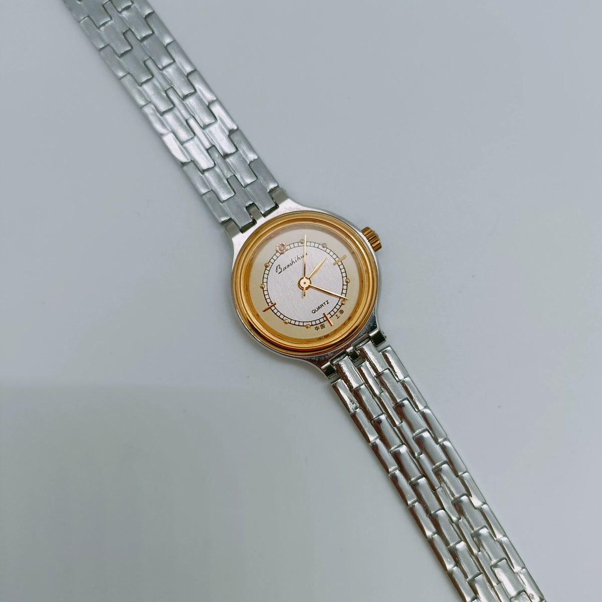 Baoshihua Two-Tone Vintage Ladies Quartz Watch 90s NOS No.2 Factory