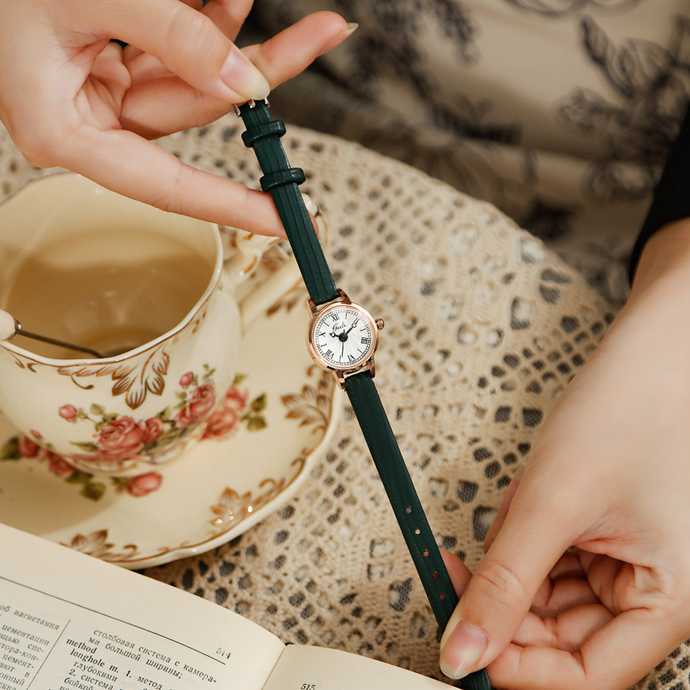 GESMART 2023 New Ladies Vintage Roman Numeral Dial Leather Band Small Watch Retro Women's Quartz Wristwatch