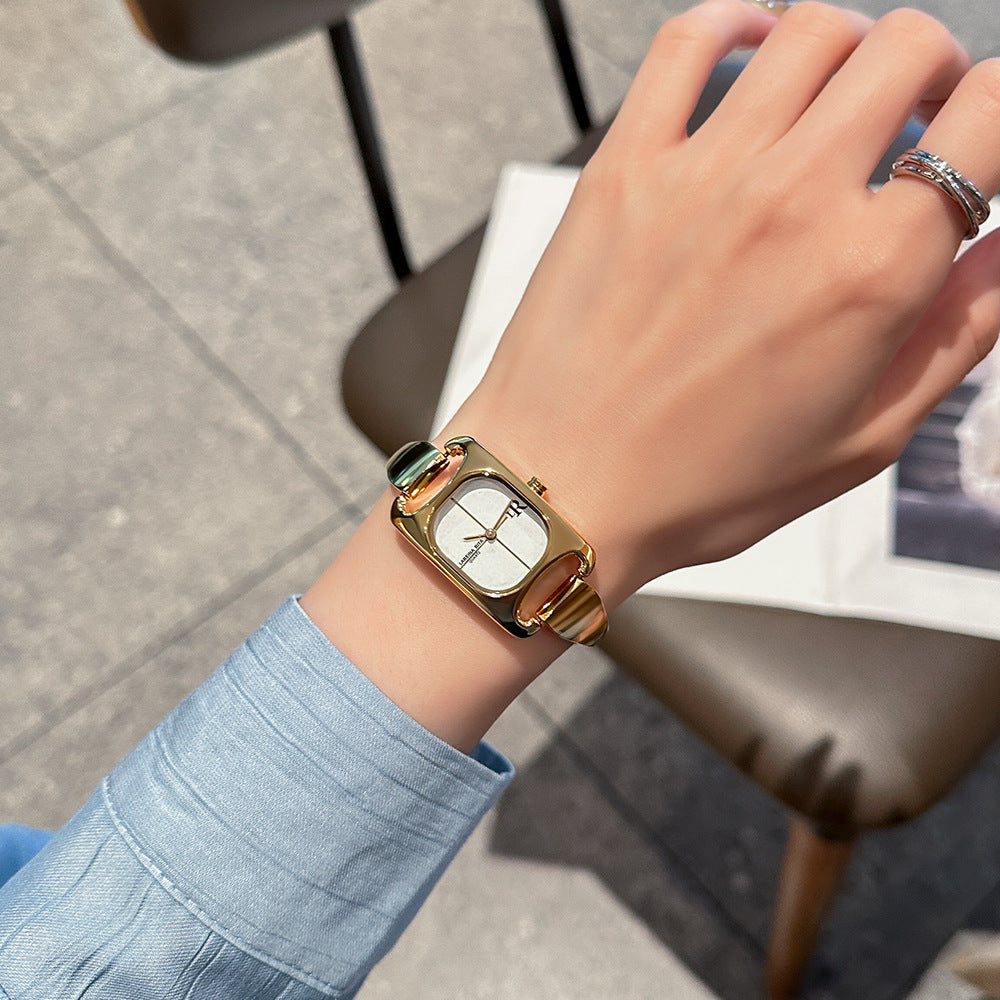 GESMART Women's Square Watch Niche Personality Luxury Style Minimalist Fashion Commuter Ladies Wristwatch