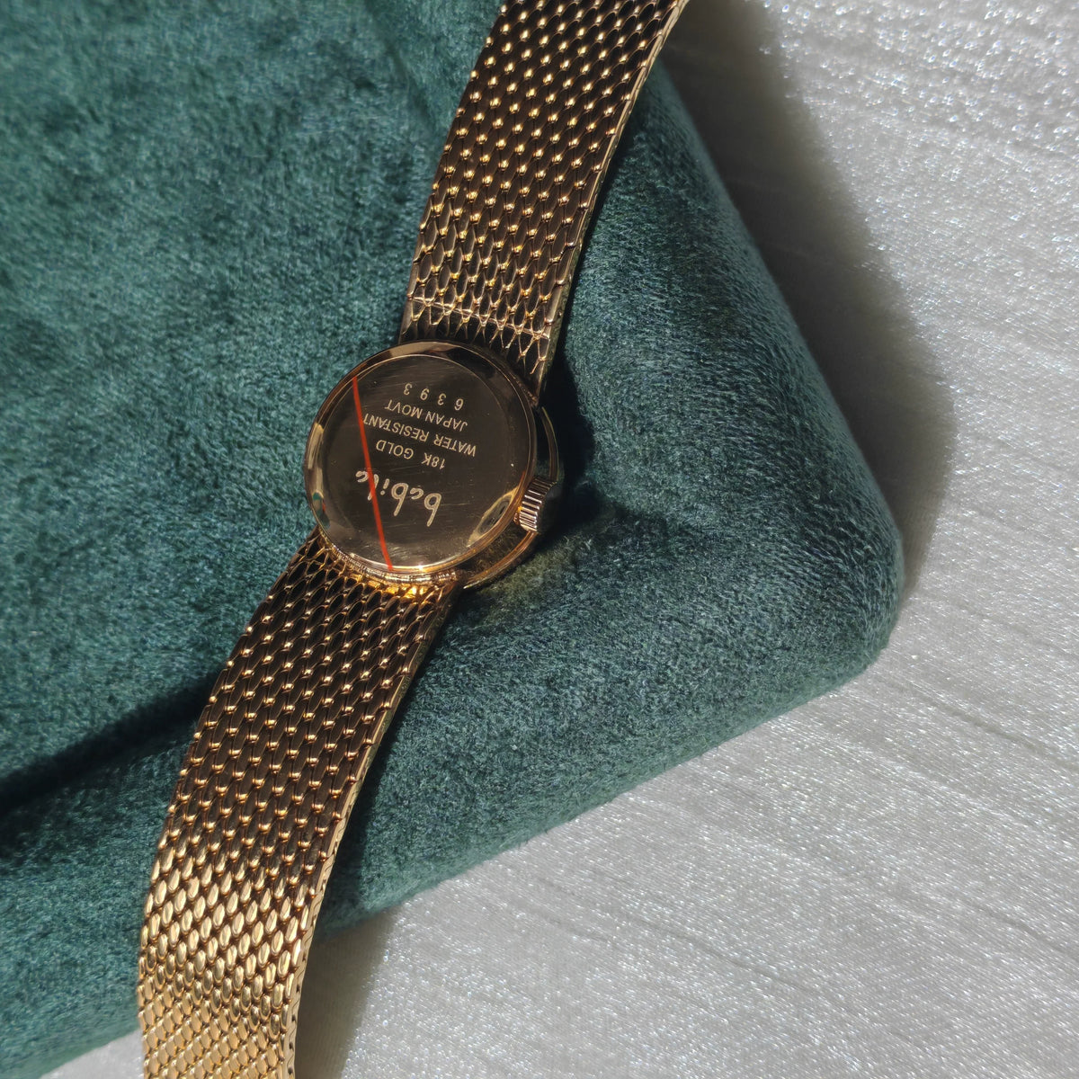 babila Ladies Small Gold Watch Vintage Retro Exquisite Light Luxury