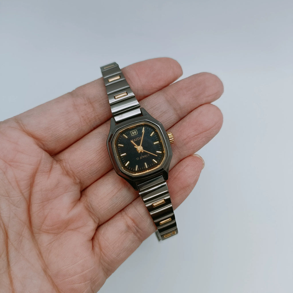 HAIDA Ladies Mechanical Watch Black Baton Dial Vintage Original NOS