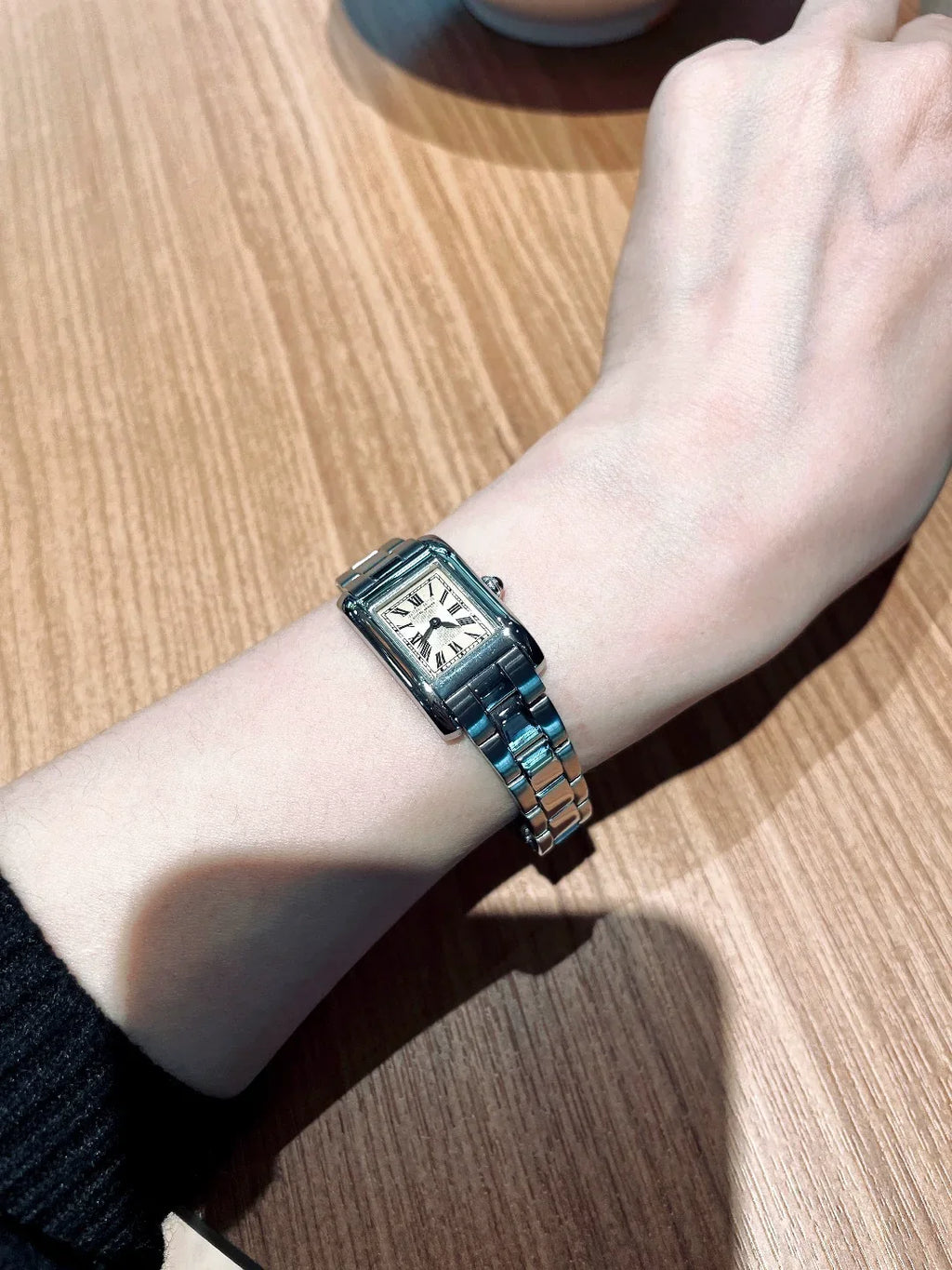 UNITED ARROWS Ladies Small Square Dial Watch Japan Import Vintage Fashion