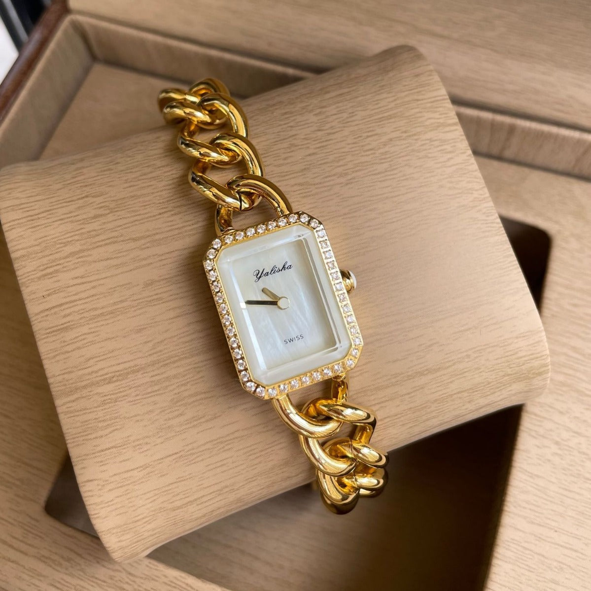 GESMART Women's Square Sugar Bracelet Quartz Fashion Jewelry Watch Trendy Retro Ladies