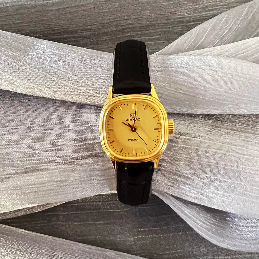 Golden Anchor Ladies Manual Wind Mechanical Watch Vintage Retro Student NOS