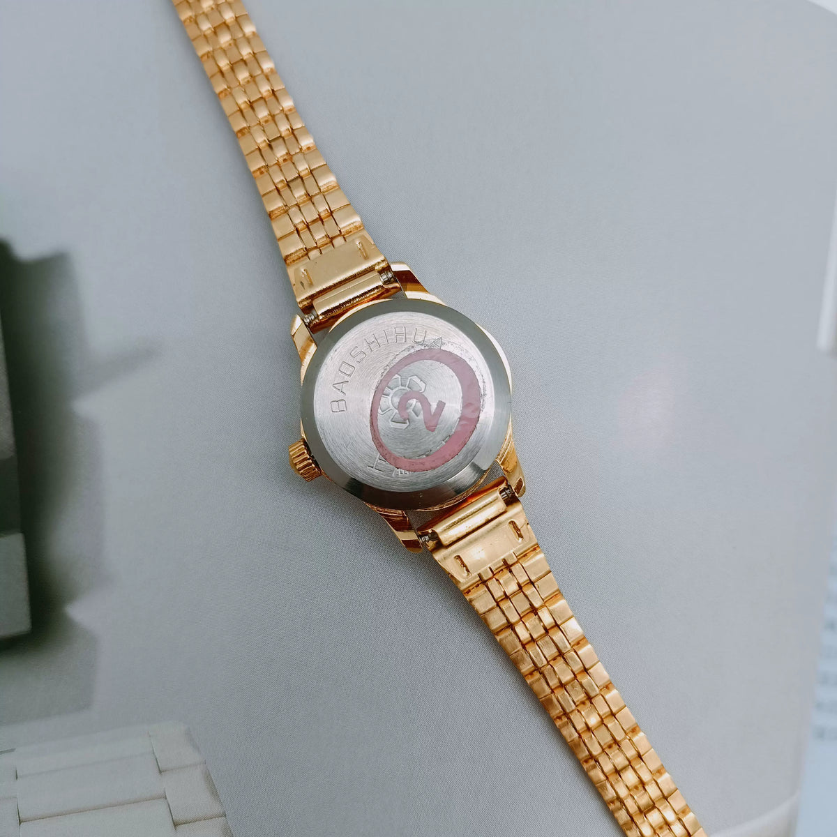 Baoshihua Ladies Manual Wind Mechanical Watch Petal Shape Exquisite Small