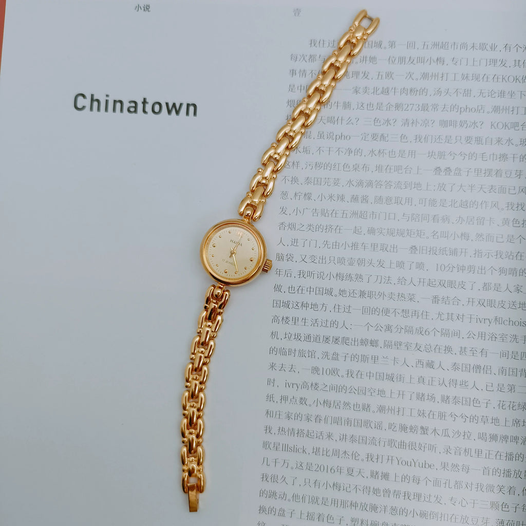 HAIDA Ladies Manual Wind Mechanical Round Watch Vintage NOS