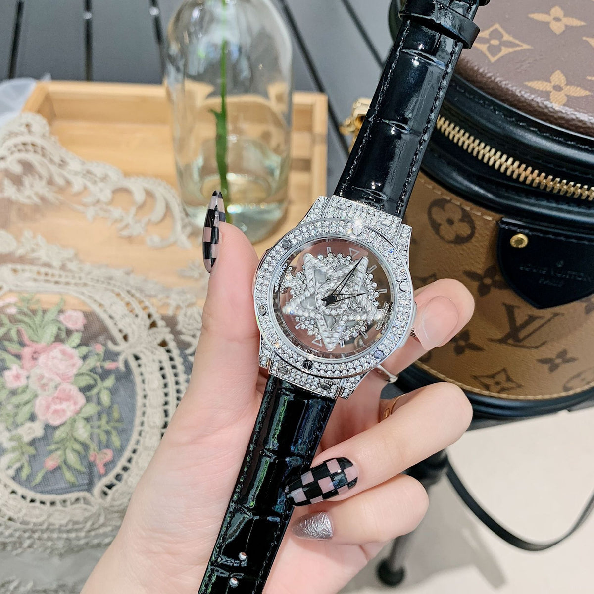 Women's Rotating Pentagram Rhinestone Watch