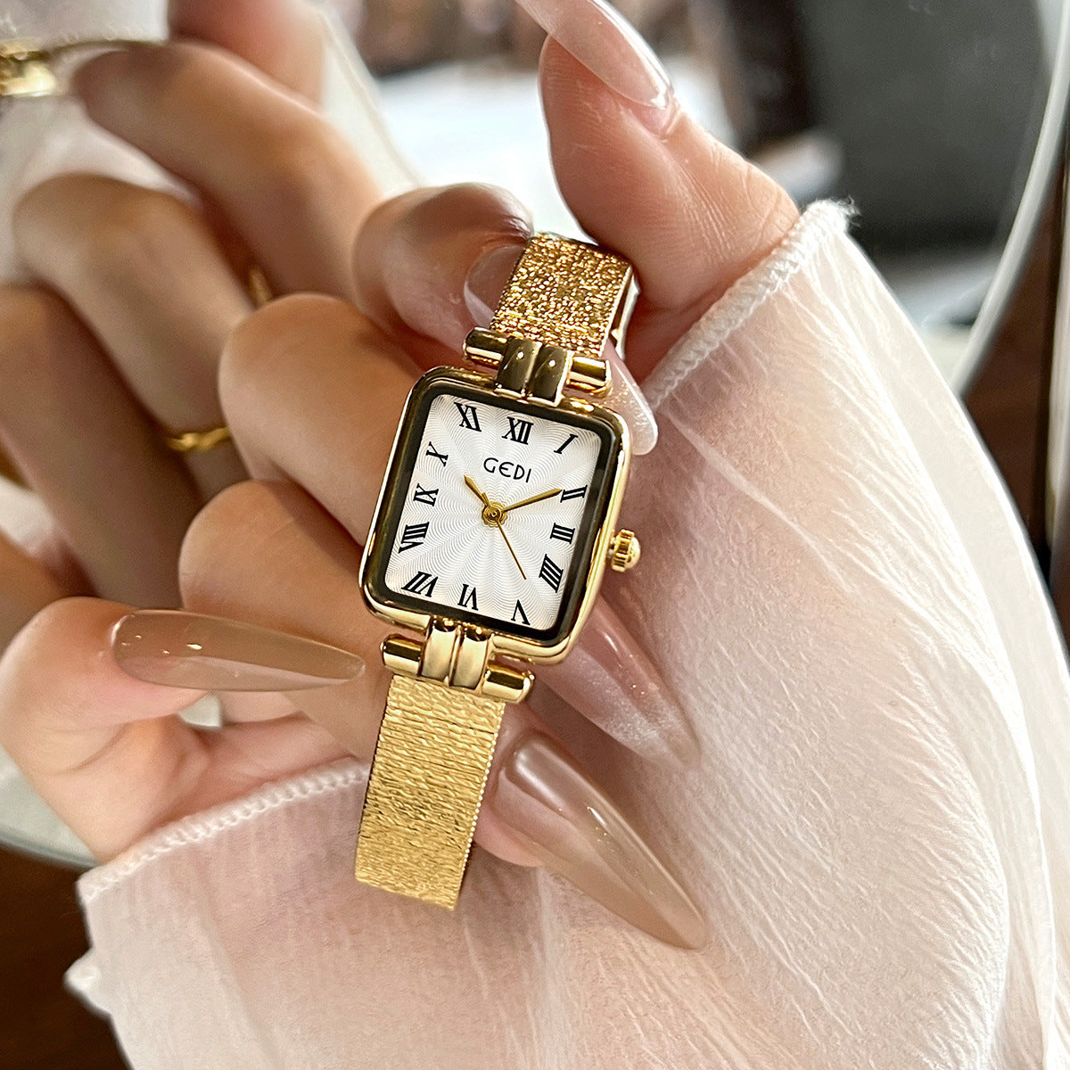 Women's Square Small Gold-Tone Vintage Quartz Watch