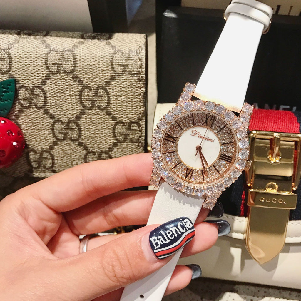 GESMART Women's Diamond Studded Roman Numeral Leather Band Quartz Watch Fashion Versatile Water Resistant