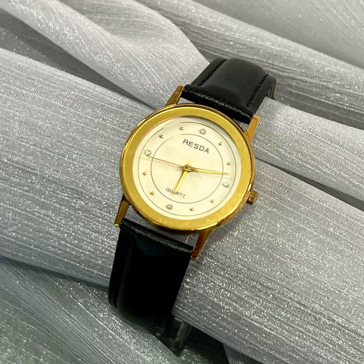 LEISDA Ladies Quartz Watch Vintage Retro Student Elegant NOS