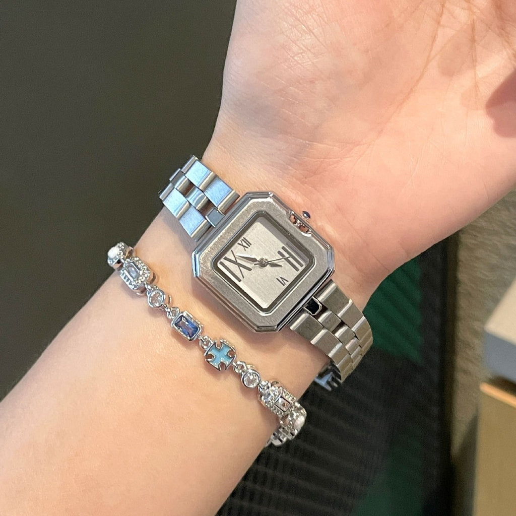Women's Classic Square Steel-Band Quartz Watch