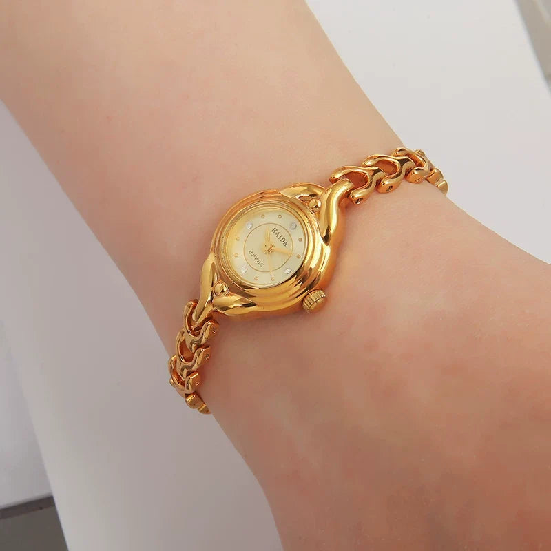 HAIDA Ladies Oval Manual Wind Mechanical Gold Watch Vintage New NOS