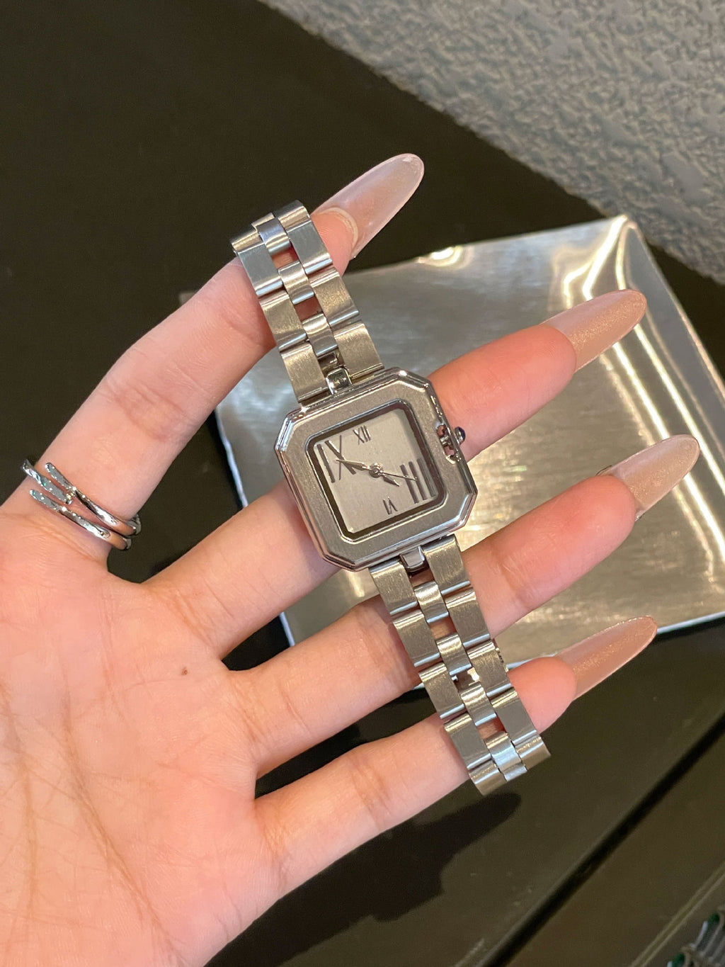 Women's Classic Square Steel-Band Quartz Watch
