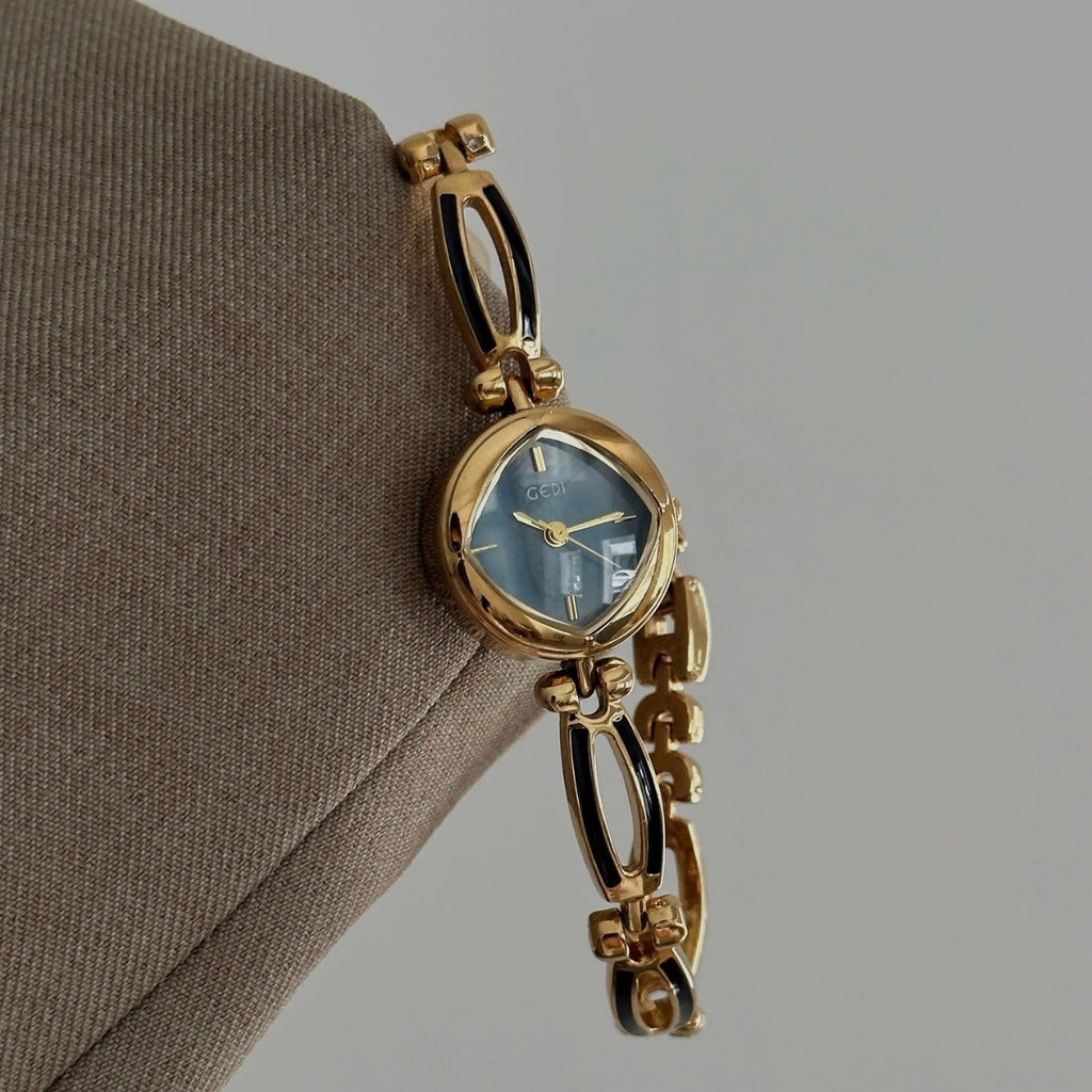 Women's Rhombus Mother-of-Pearl Vintage Bracelet Quartz Watch