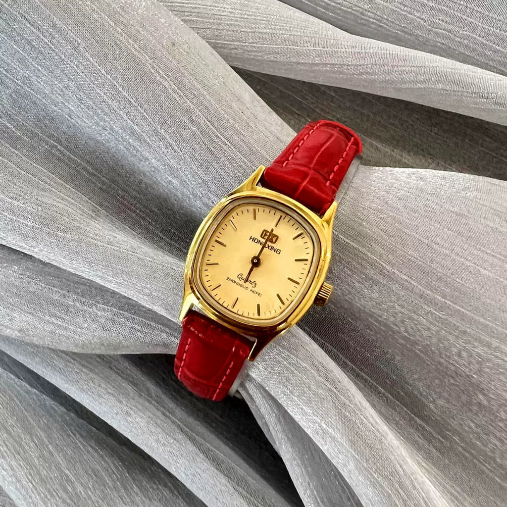 Red Star Ladies Quartz Watch Small Gold Vintage Japan Movement 90s NOS