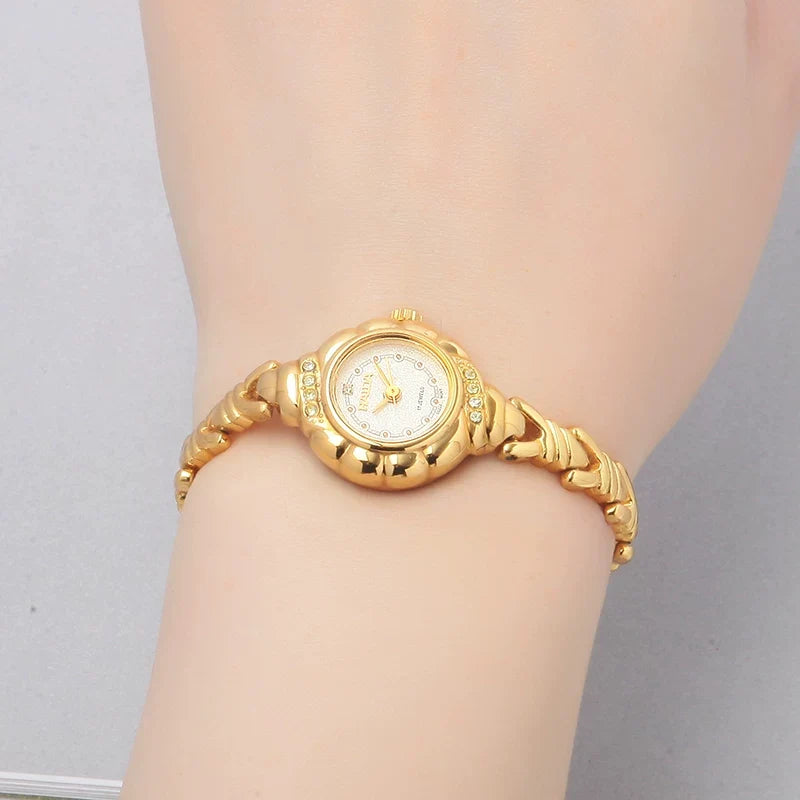HAIDA Ladies Manual Wind Mechanical Watch Gold-Plated Crystal-Set Small NOS
