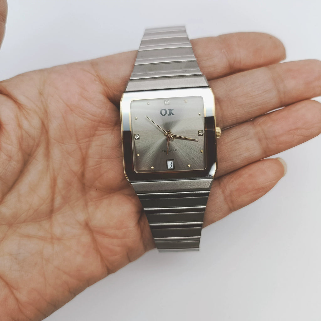 Vintage Unisex Ladies Quartz Watch Date Silver Square Steel Bracelet NOS