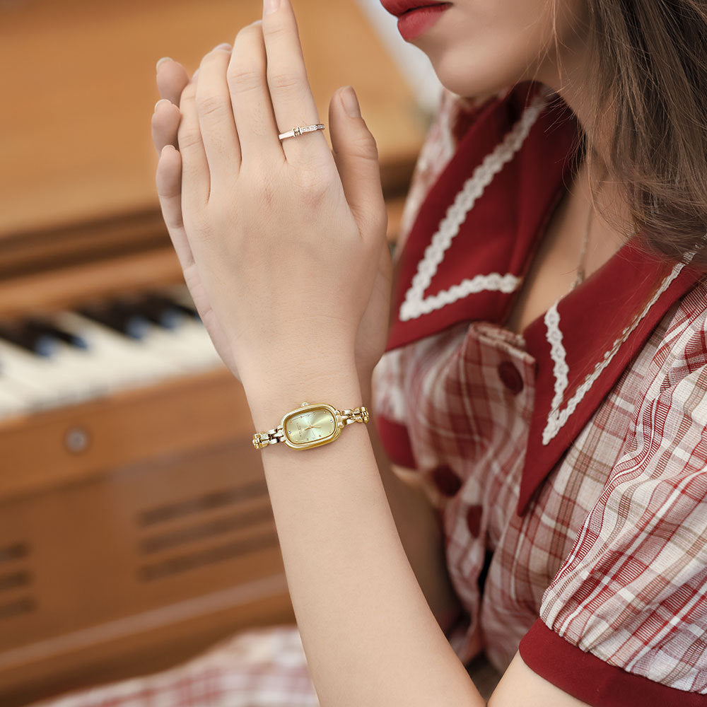 GESMART Women's Retro Small Gold Tone Oval Quartz Watch Bracelet Vintage Literary Style