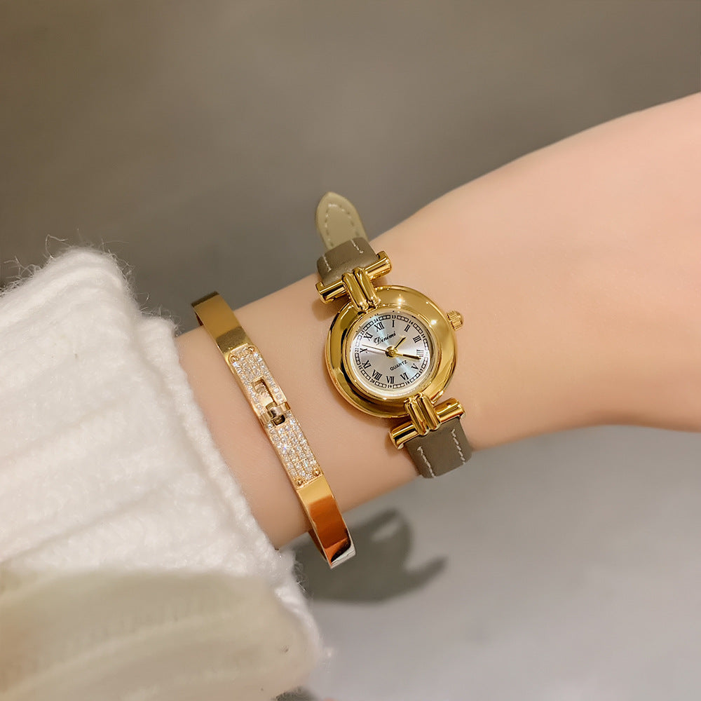 Women's Round Roman-Numeral Leather-Strap Quartz Watch
