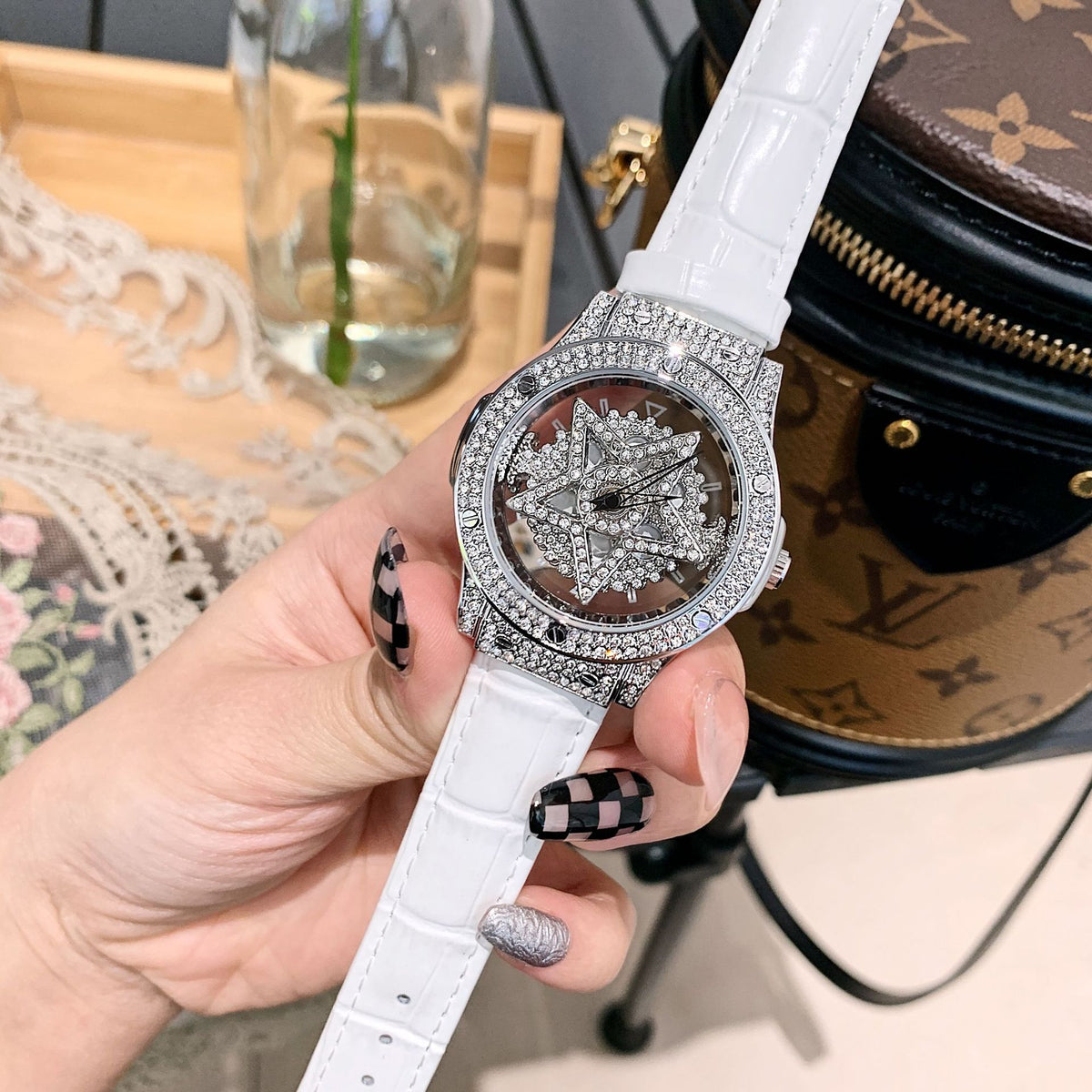 Women's Rotating Pentagram Rhinestone Watch