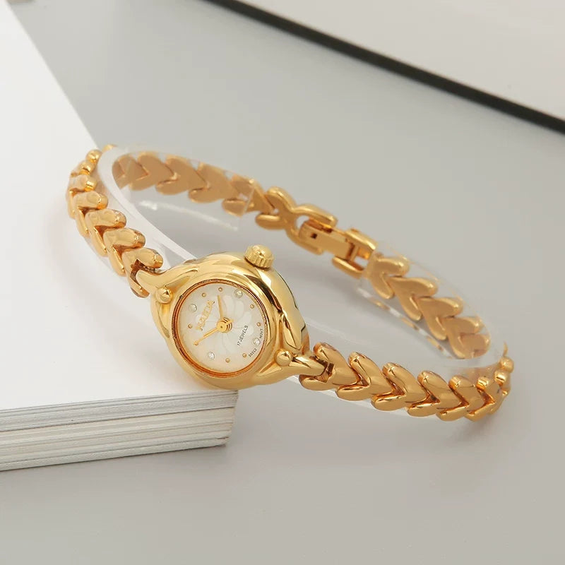 HAIDA Ladies Oval Manual Wind Mechanical Gold Watch Vintage New NOS
