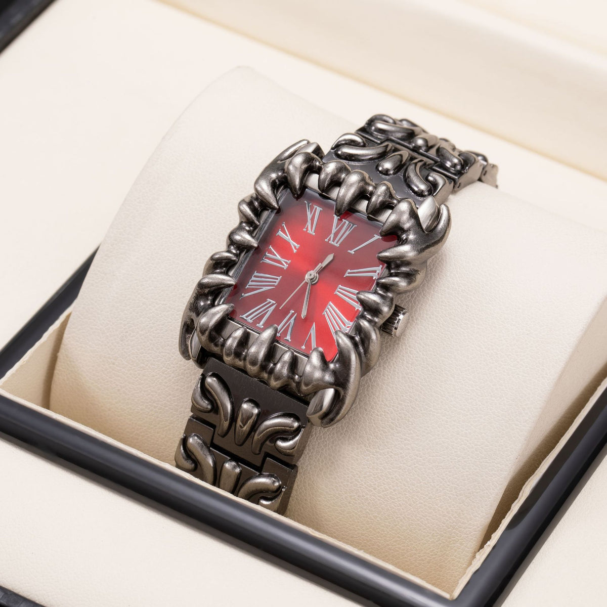 Men's Irregular Square Claw Y2K Retro Relief Watch
