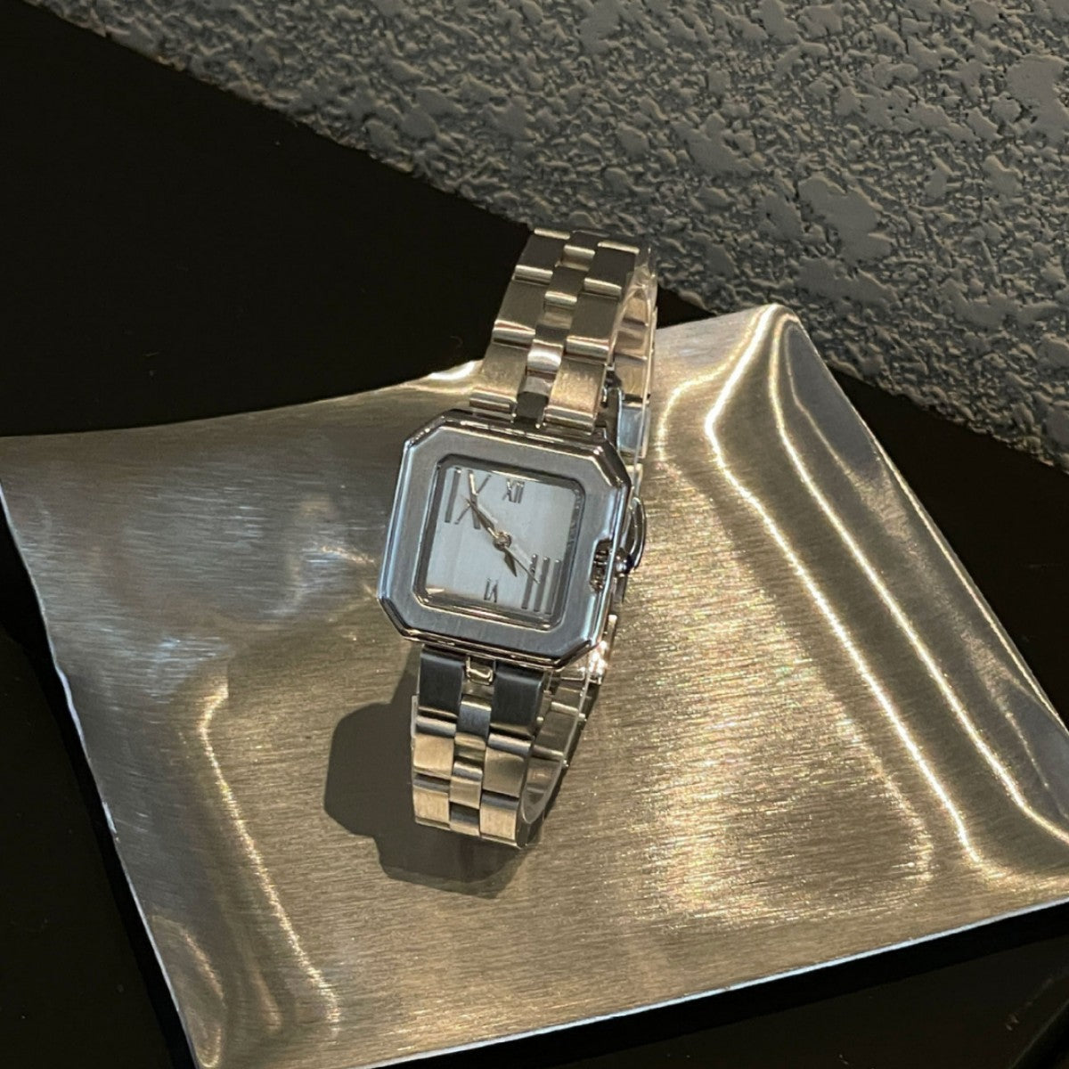 Women's Classic Square Steel-Band Quartz Watch