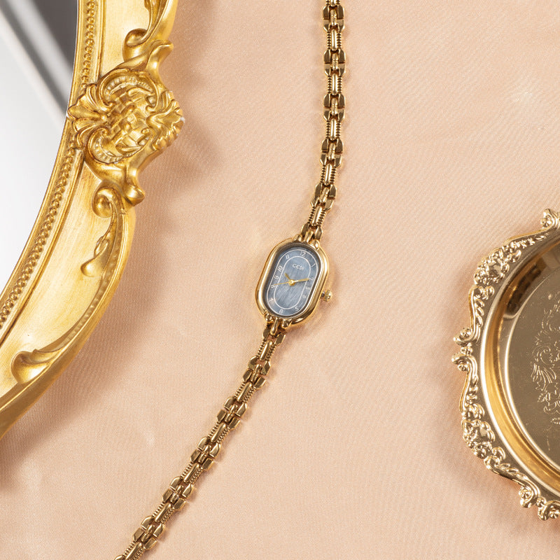 Women's Literary Vintage Gold-Tone Bracelet Quartz Watch